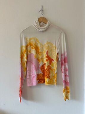 The Kit Turtleneck in White Iris | Size Large